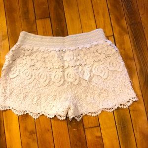 Rue 21 medium lace shorts